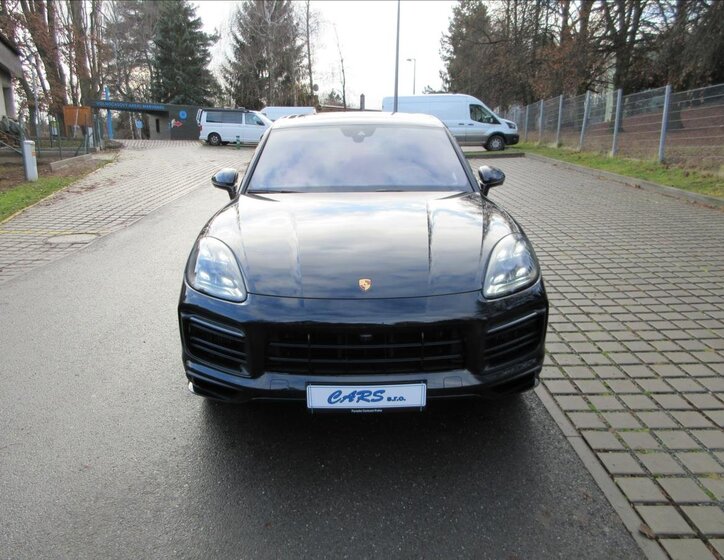 Porsche Cayenne Kombi 2,9 l 324 kw