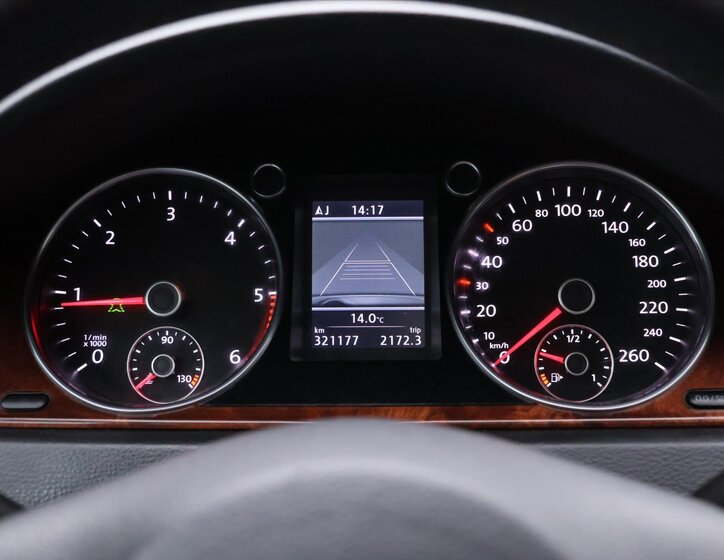 Volkswagen Passat 15