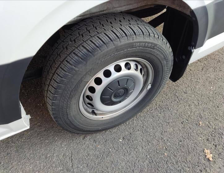 Volkswagen Crafter 18