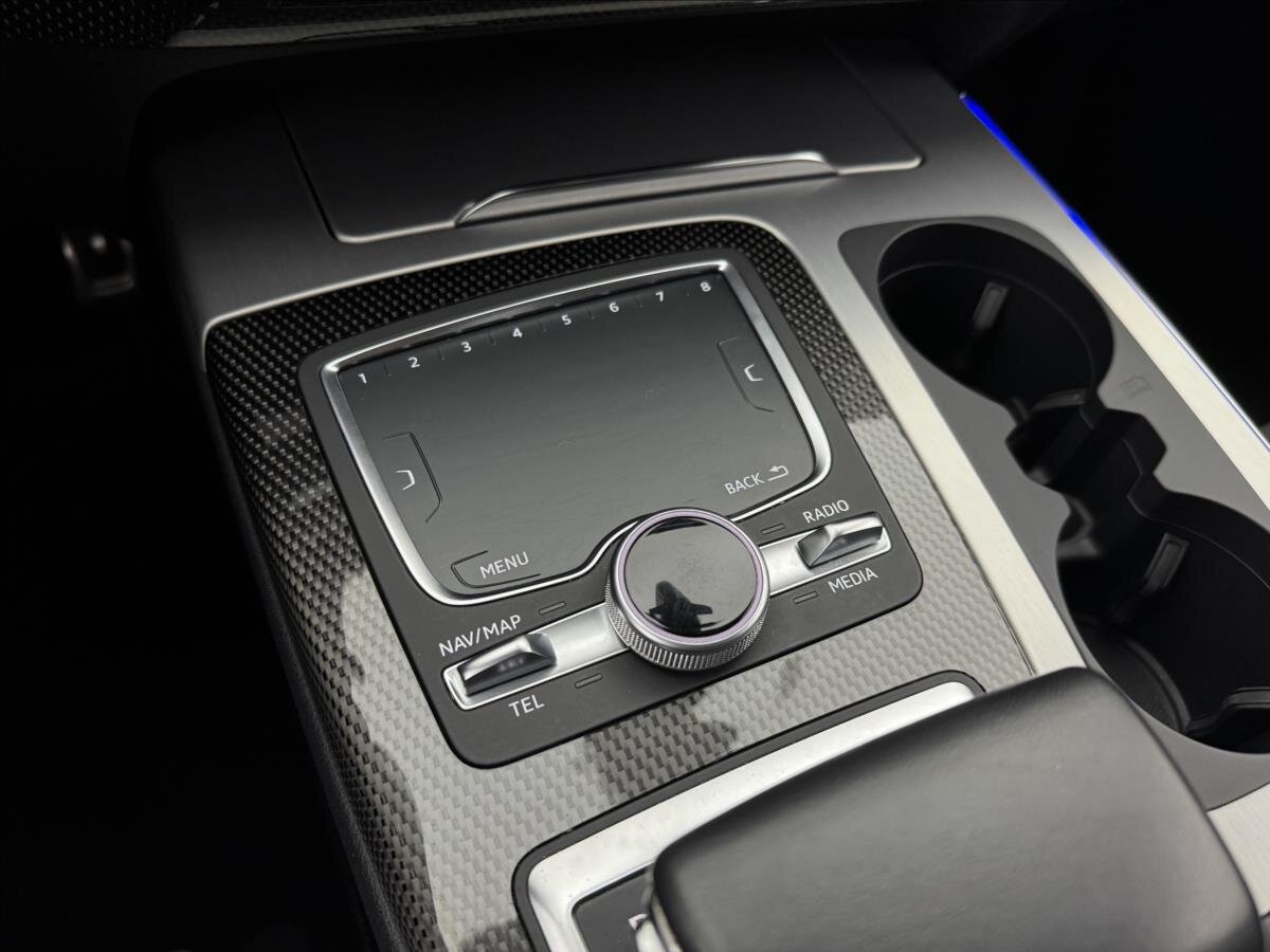 Audi SQ7 SUV / Terénní 4,0 l 320 kw