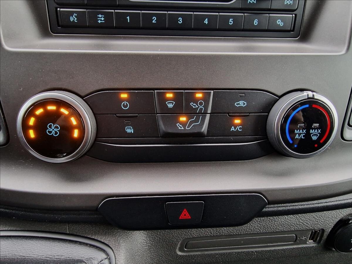 Ford Transit Custom Skříň 2,0 l 77 kw