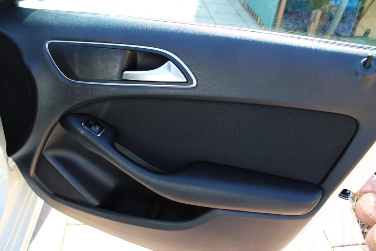 Mercedes-Benz Třídy B MPV 1,5 l 80 kw