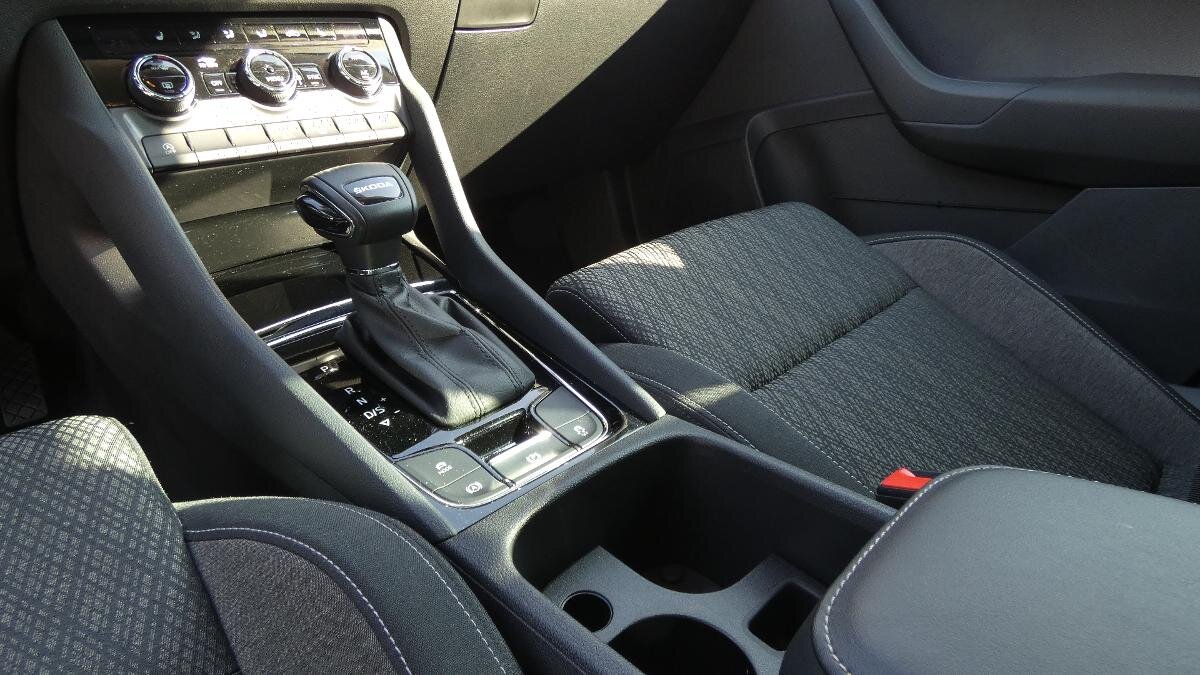 Škoda Karoq SUV / Terénní 1,5 l 110 kw