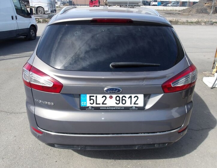 Ford Mondeo Kombi 2,0 l 120 kw