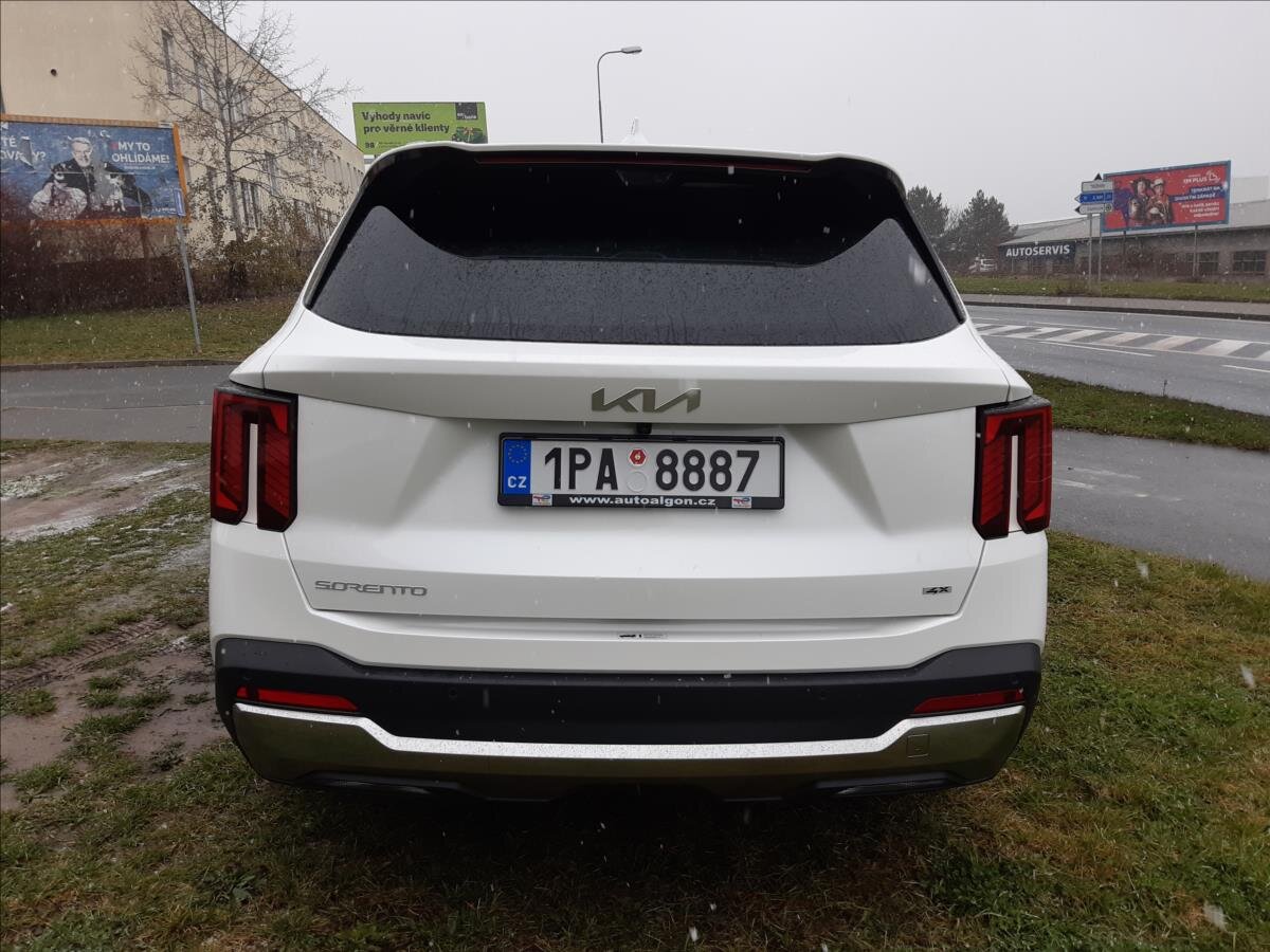 KIA Sorento SUV / Terénní 2,2 l 142 kw