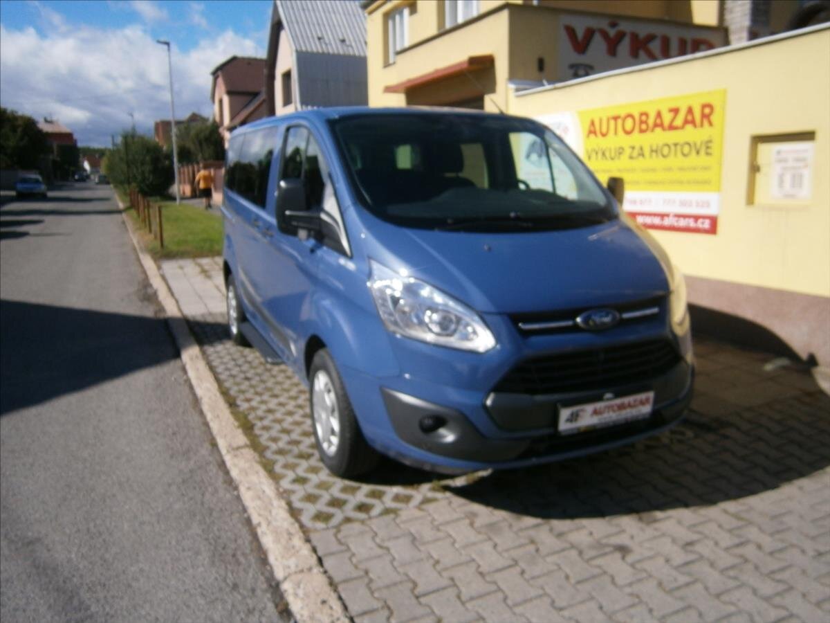 Ford Tourneo Custom VAN / Minibus 2,2 l 92 kw