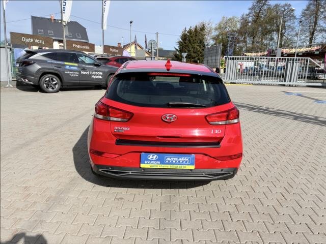 Hyundai i30 Hatchback 998,0 88 kw