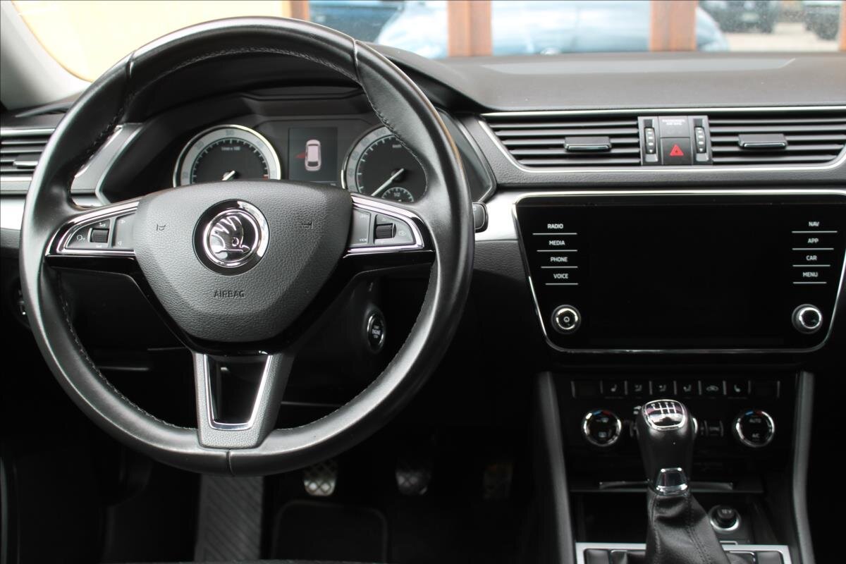 Škoda Superb Kombi 2,0 l 110 kw