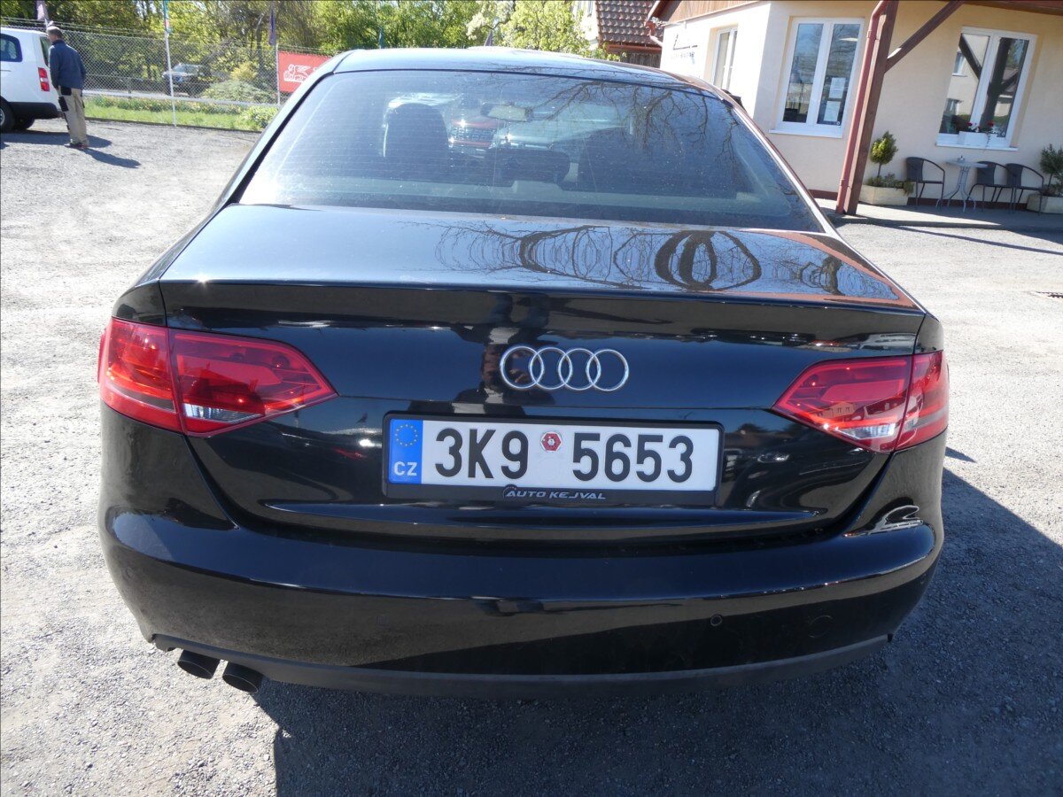Audi A4 Sedan / Limuzína 2,0 l 105 kw