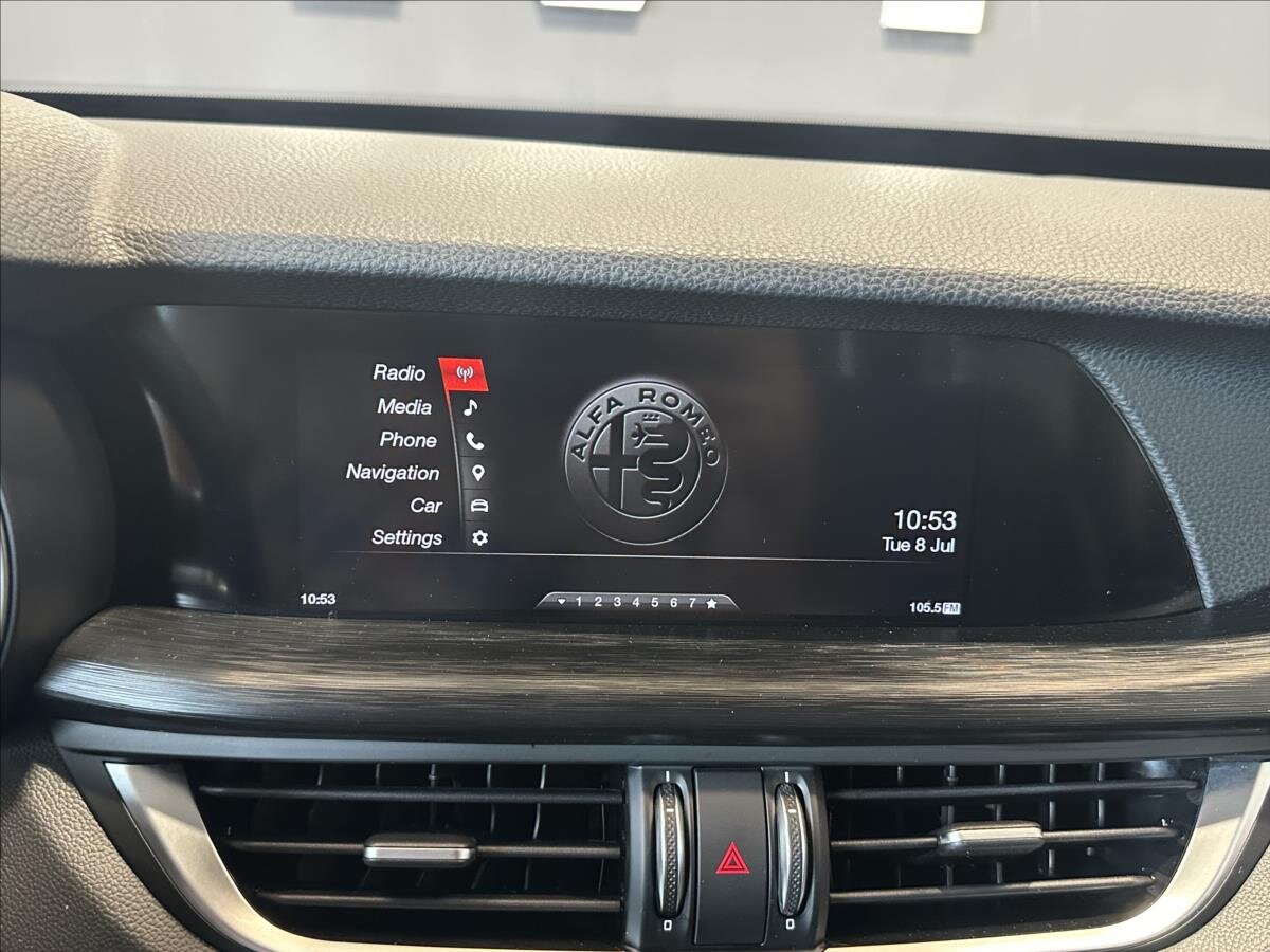 Alfa Romeo Stelvio SUV / Terénní 2,1 l 154 kw