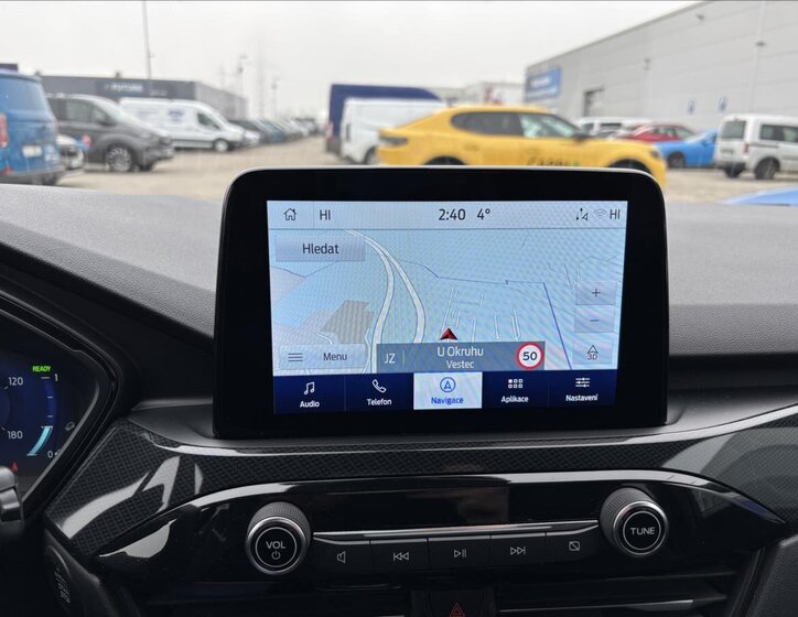 Ford Kuga SUV / Terénní 2,5 l 140 kw