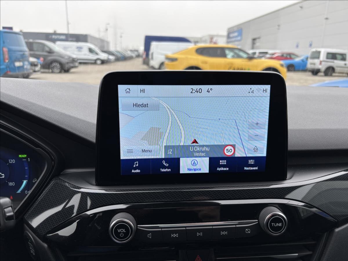 Ford Kuga SUV / Terénní 2,5 l 140 kw