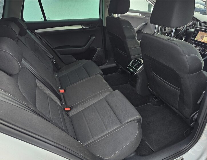 Škoda Superb Kombi 2,0 l 140 kw
