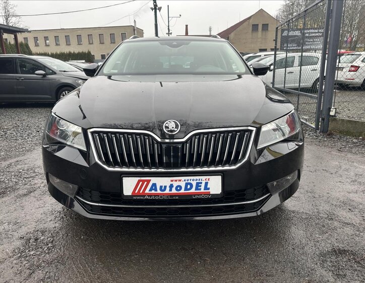 Škoda Superb Kombi 2,0 l 140 kw
