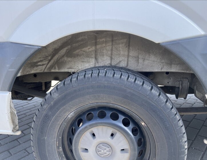 Volkswagen Crafter Skříň 2,0 l 120 kw