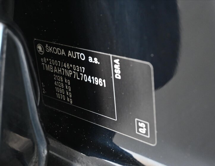 Škoda Superb Liftback 2,0 l 110 kw