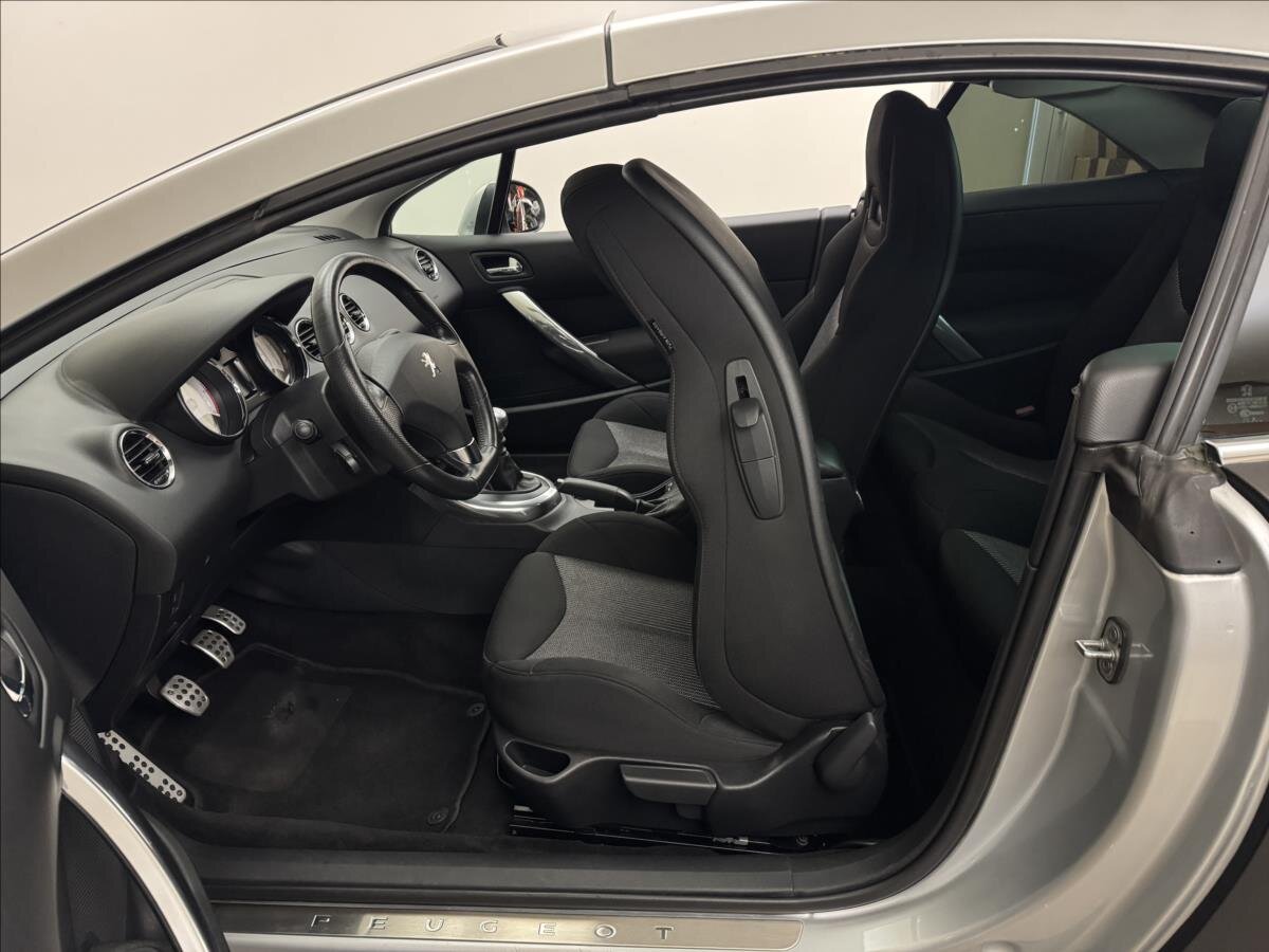 Peugeot 308 Kabriolet 1,6 l 82 kw