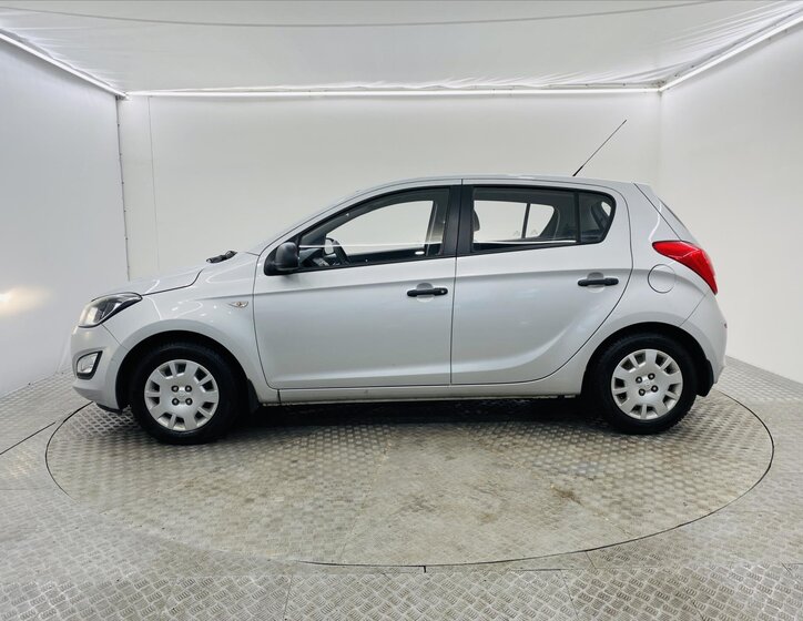 Hyundai i20 Hatchback 1,2 l 62 kw