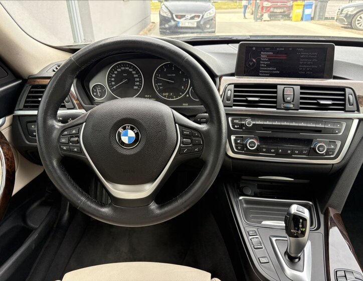 BMW Řada 3 Liftback 3,0 l 230 kw