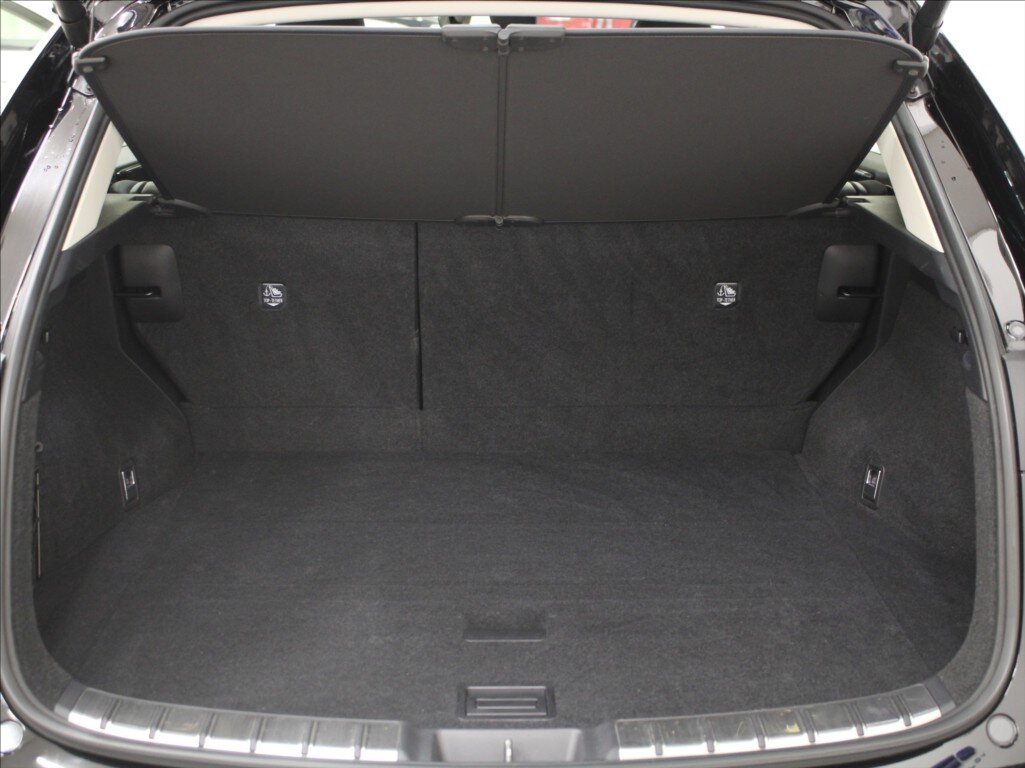 Lexus NX 350h SUV / Terénní 2,5 l 179 kw