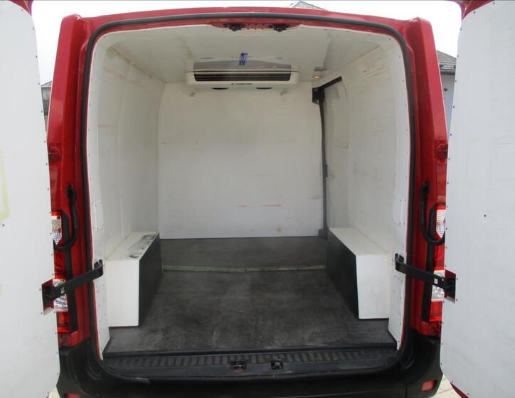 Renault Master 19