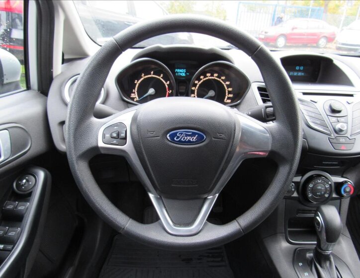 Ford Fiesta Hatchback 998,0 74 kw