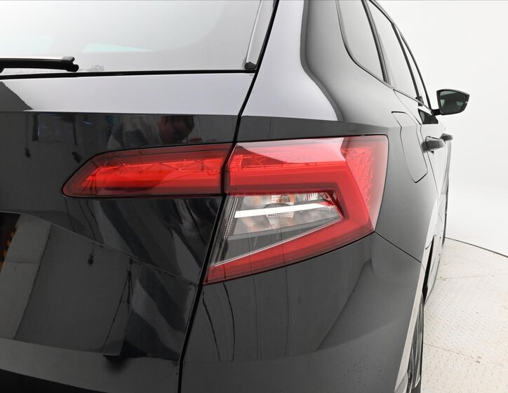 Škoda Karoq SUV 1,5 l 110 kw