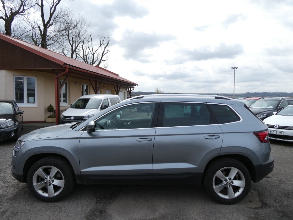 Škoda Karoq SUV / Terénní 2,0 l 110 kw