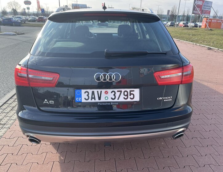 Audi A6 Allroad Kombi 3,0 l 230 kw