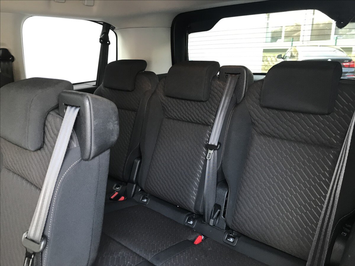 Toyota ProAce Kombi 2,0 l 110 kw