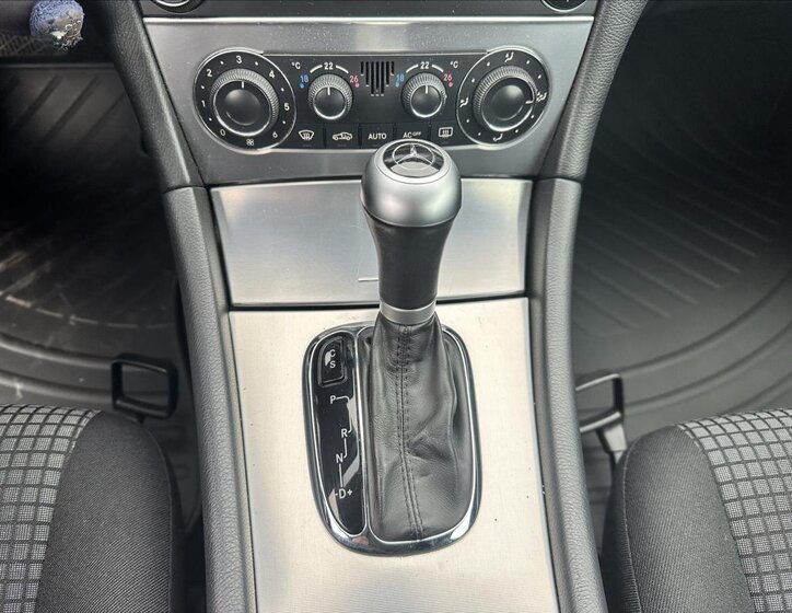 Mercedes-Benz Třídy C Kupé 1,8 l 120 kw