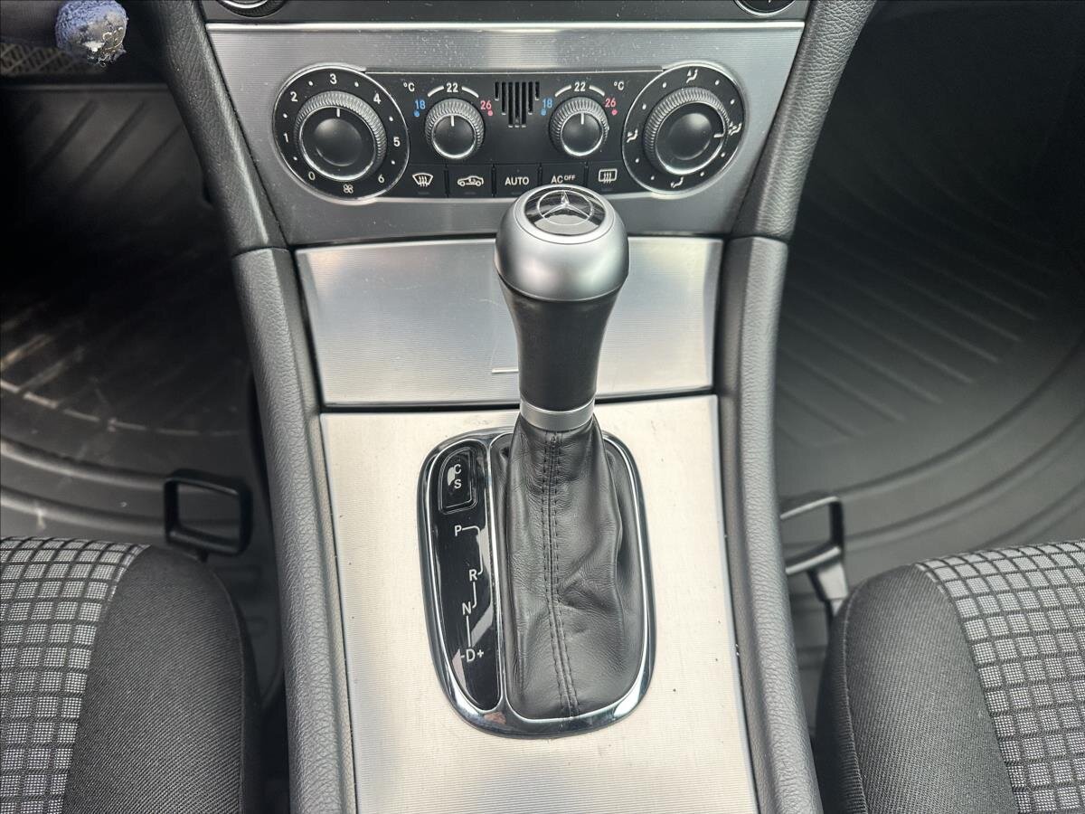 Mercedes-Benz Třídy C Kupé 1,8 l 120 kw