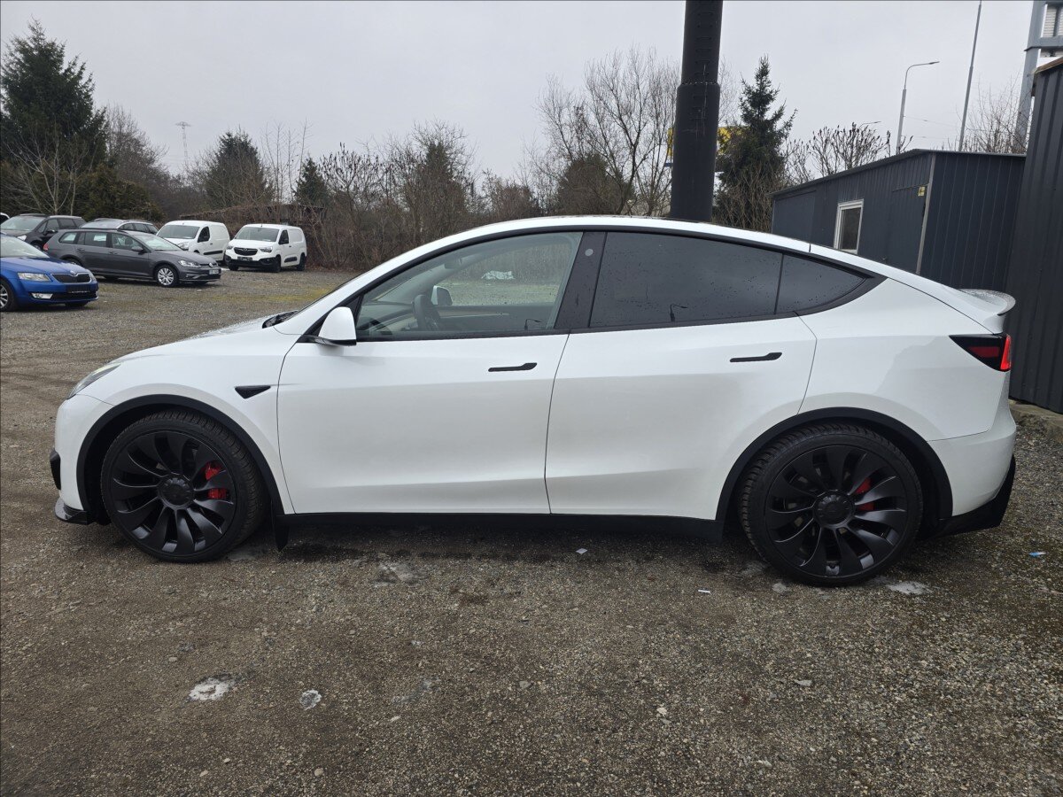 Tesla Model Y SUV 0,0 393 kw