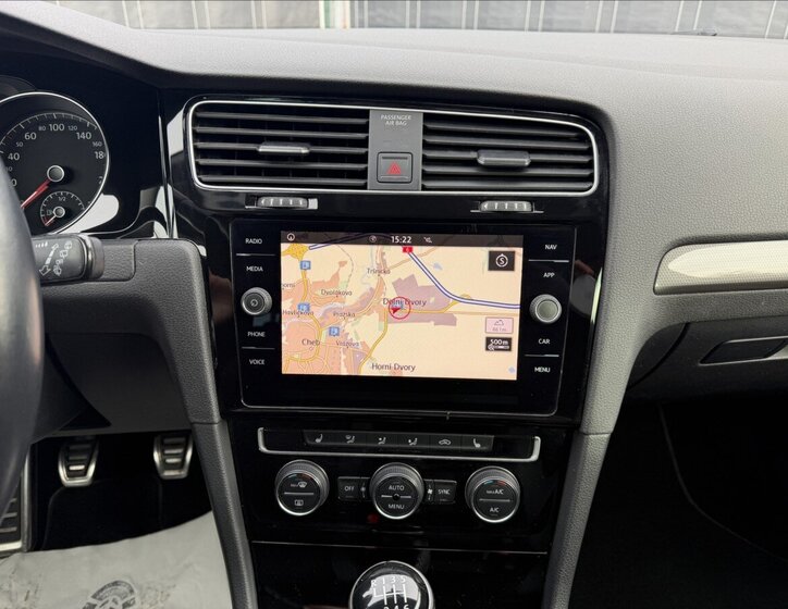 Volkswagen Golf Kombi 999,0 81 kw