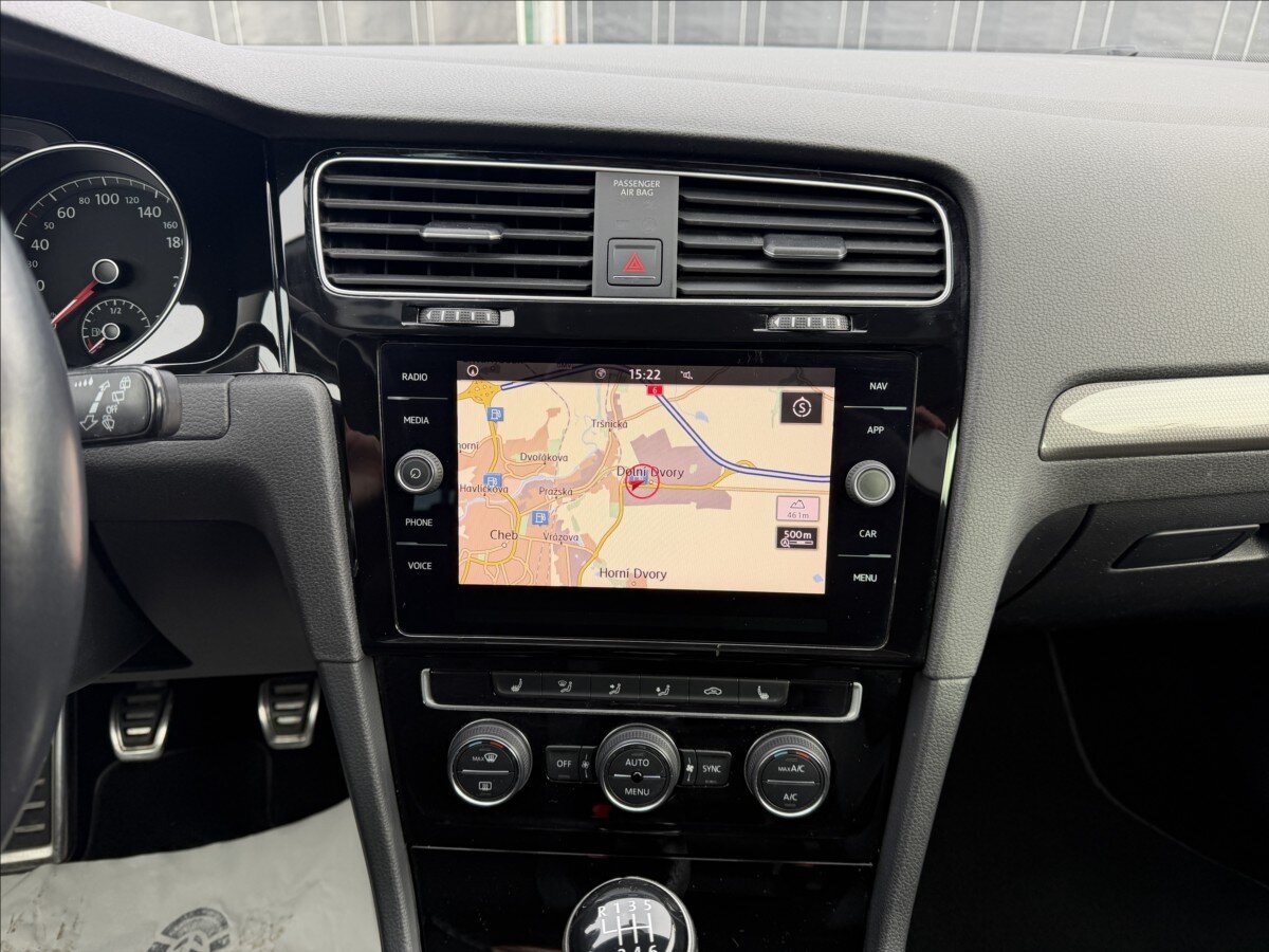 Volkswagen Golf Kombi 999,0 81 kw