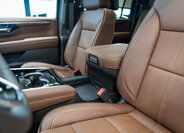 Chevrolet Suburban SUV 6,2 l 313 kw