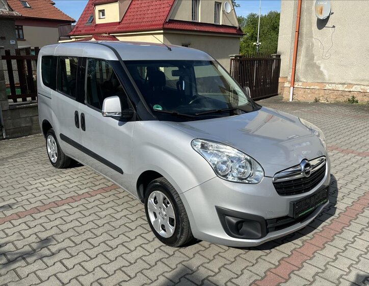 Opel Combo Kombi 1,6 l 66 kw