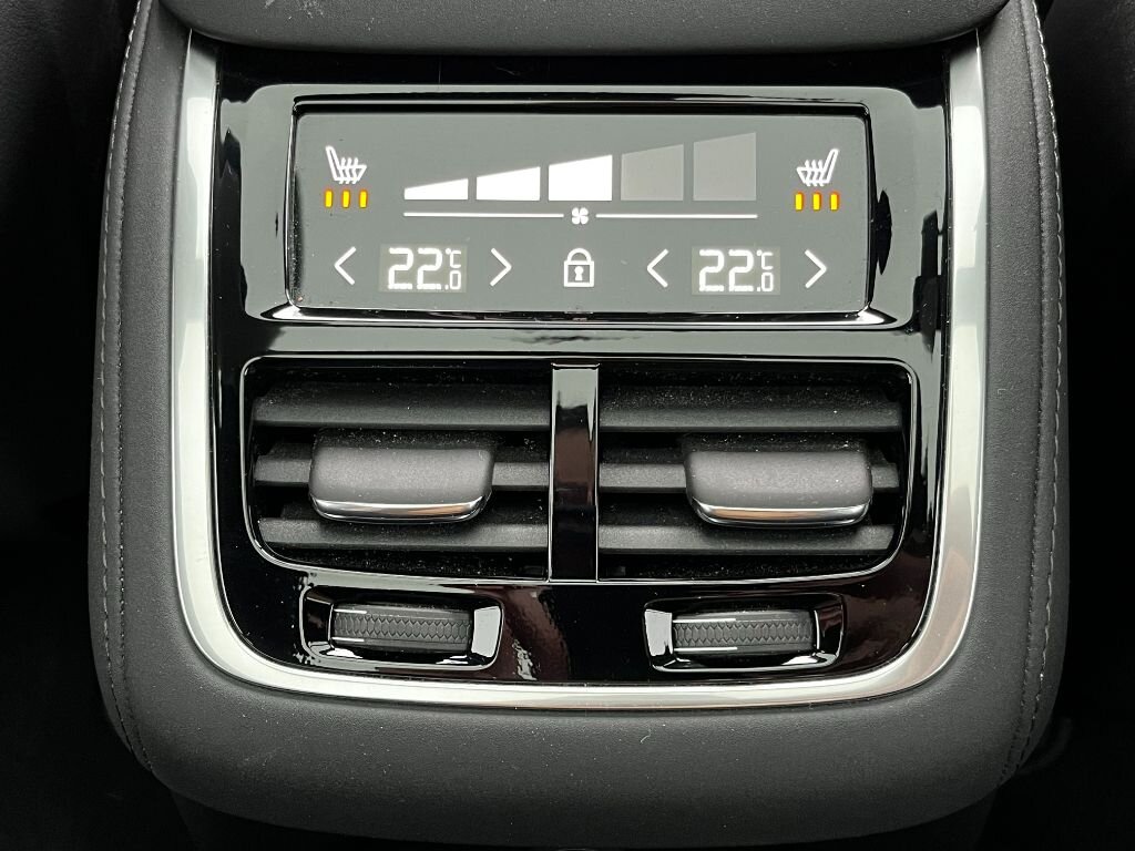 Volvo XC90 SUV 2,0 l 335 kw