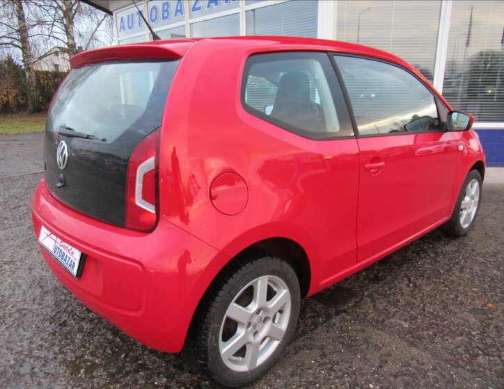 Volkswagen up! 4