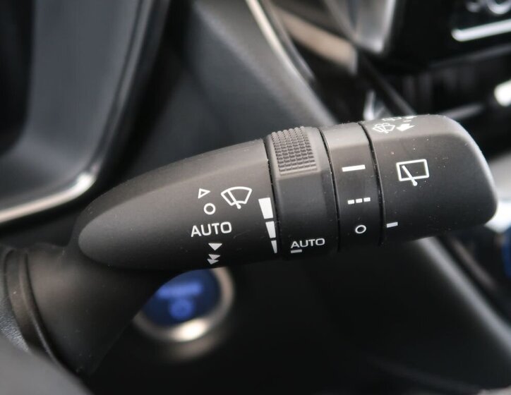 Toyota Corolla Kombi 1,8 l 72 kw