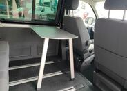 Volkswagen Multivan 17