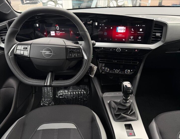 Opel Mokka SUV 1,2 l 100 kw