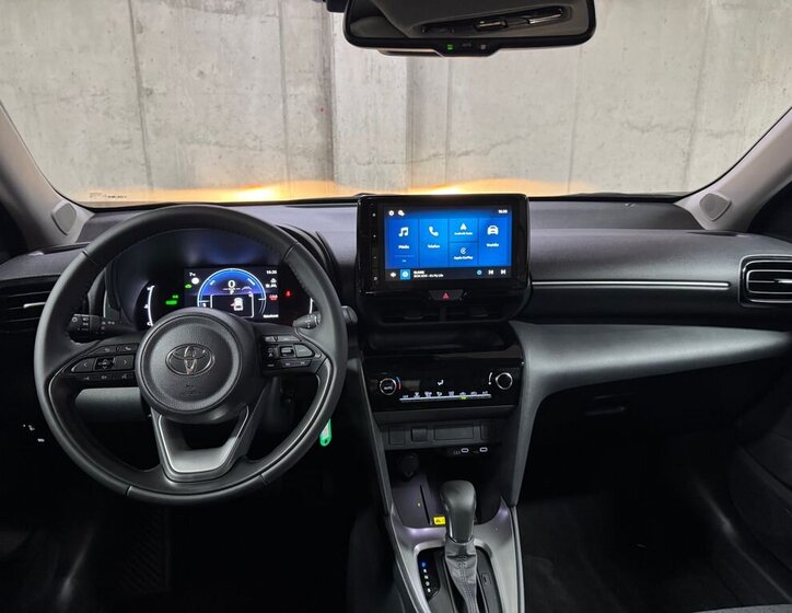 Toyota Yaris Cross SUV 1,5 l 68 kw