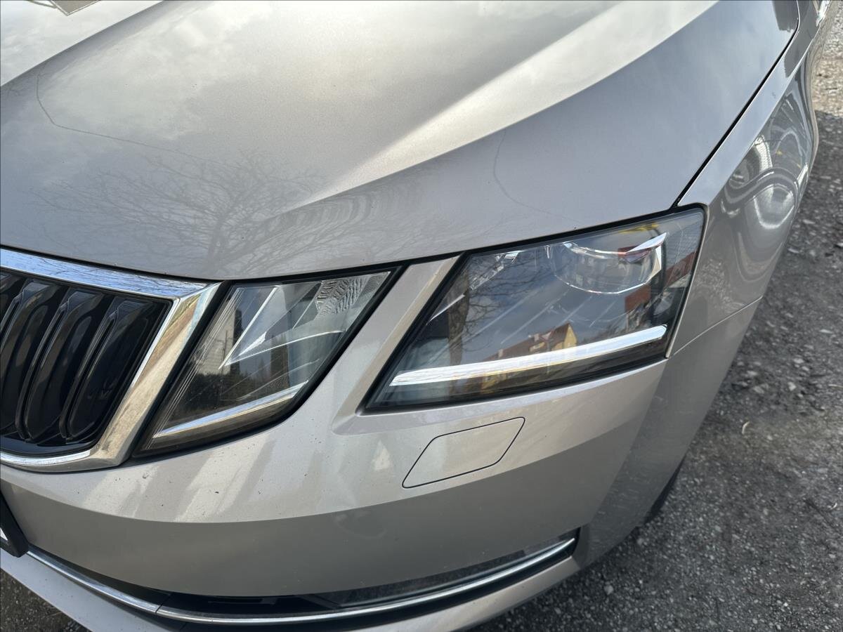 Škoda Octavia Kombi 1,5 l 110 kw