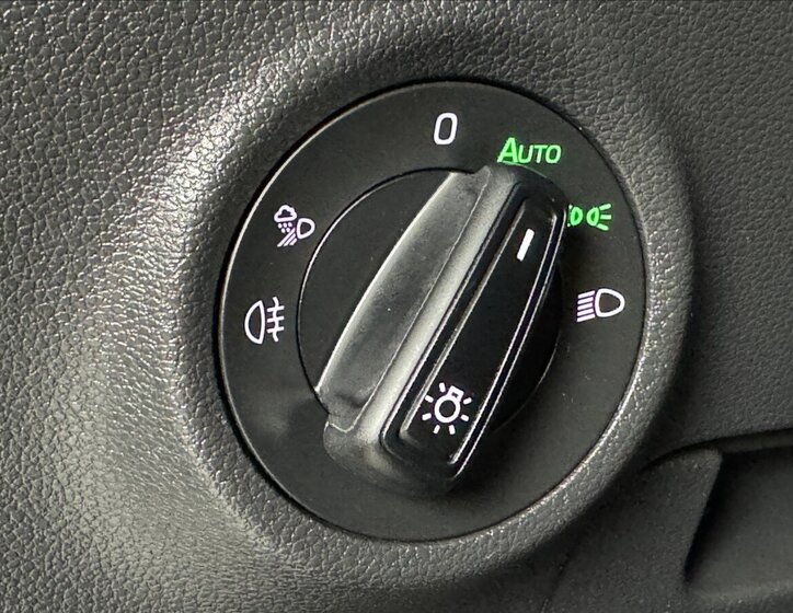 Škoda Karoq SUV / Terénní 2,0 l 110 kw