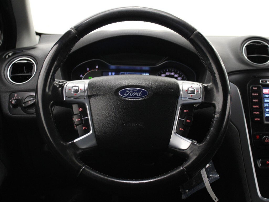 Ford Mondeo Kombi 2,0 l 103 kw