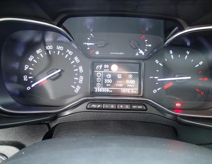 Citroën Berlingo MPV 1,5 l 96 kw