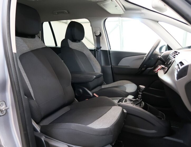 Citroën Grand C4 SpaceTourer 17