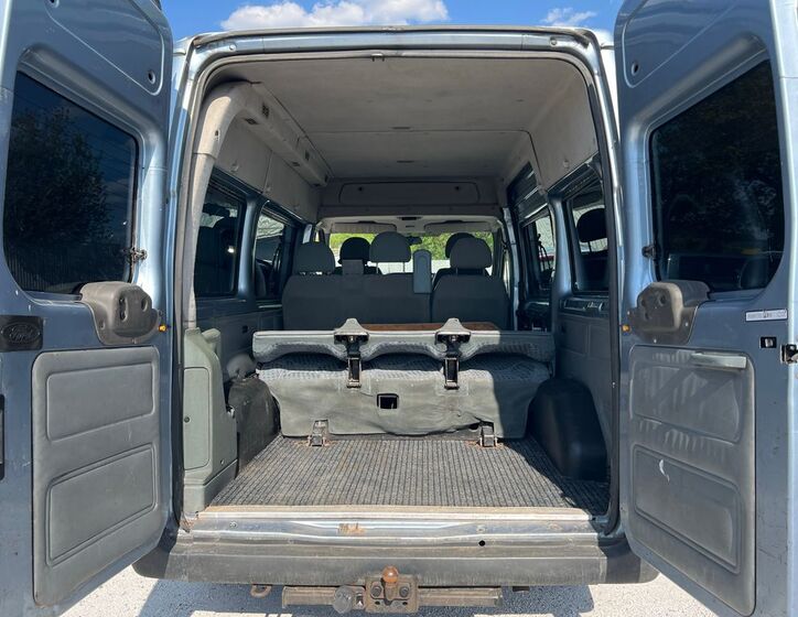 Ford Transit 12