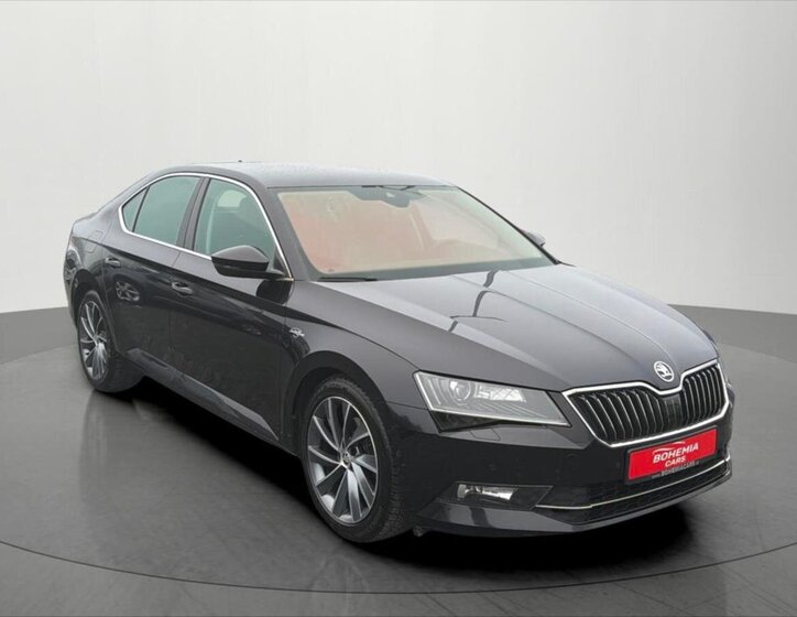 Škoda Superb 1